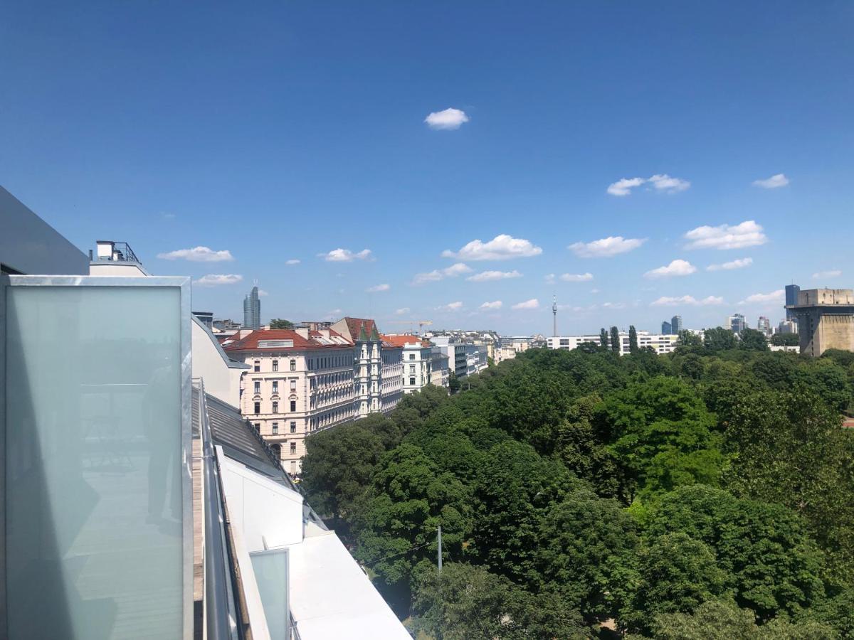 Apartamento Augartenblick Penthauscombo 15/16 - Blick Zum Riesenrad Viena Exterior foto