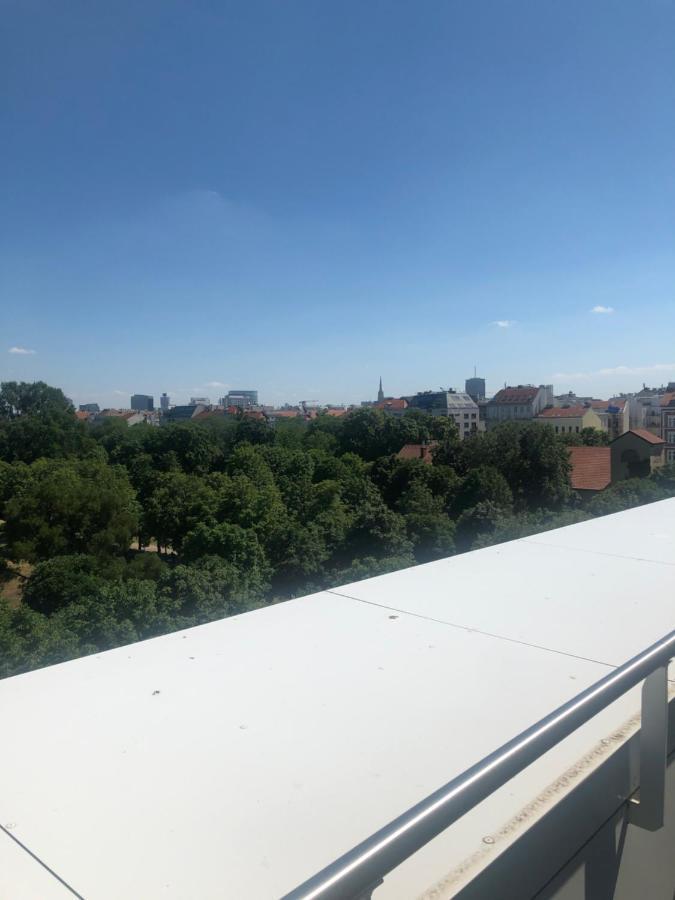 Apartamento Augartenblick Penthauscombo 15/16 - Blick Zum Riesenrad Viena Exterior foto